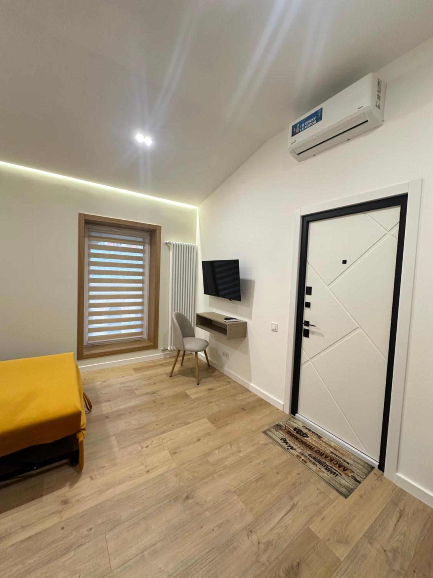 Apartment Suite Mukachevo Mukacheve Exterior foto