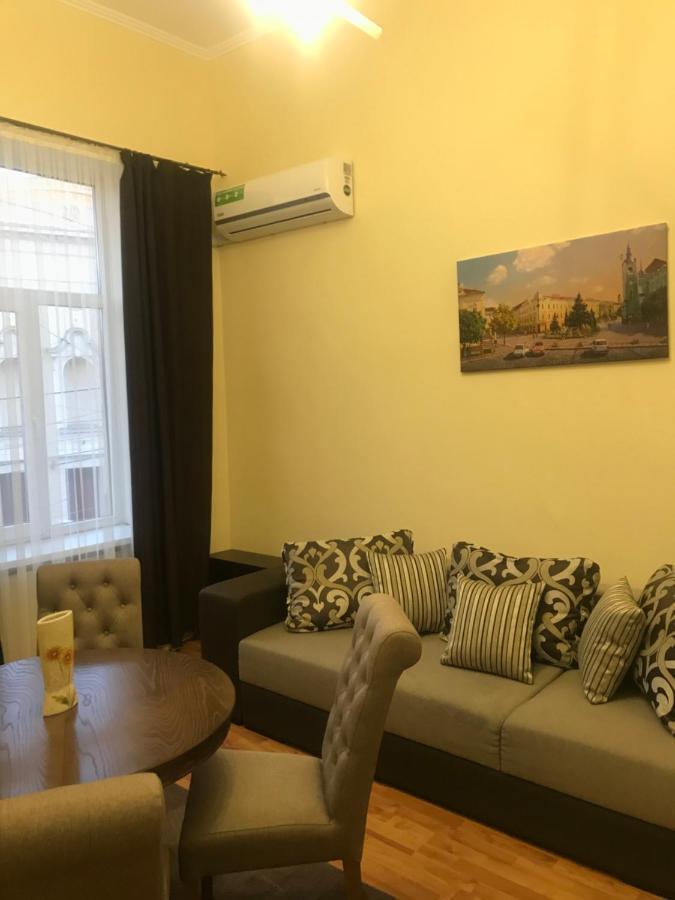 Apartment Suite Mukachevo Mukacheve Exterior foto
